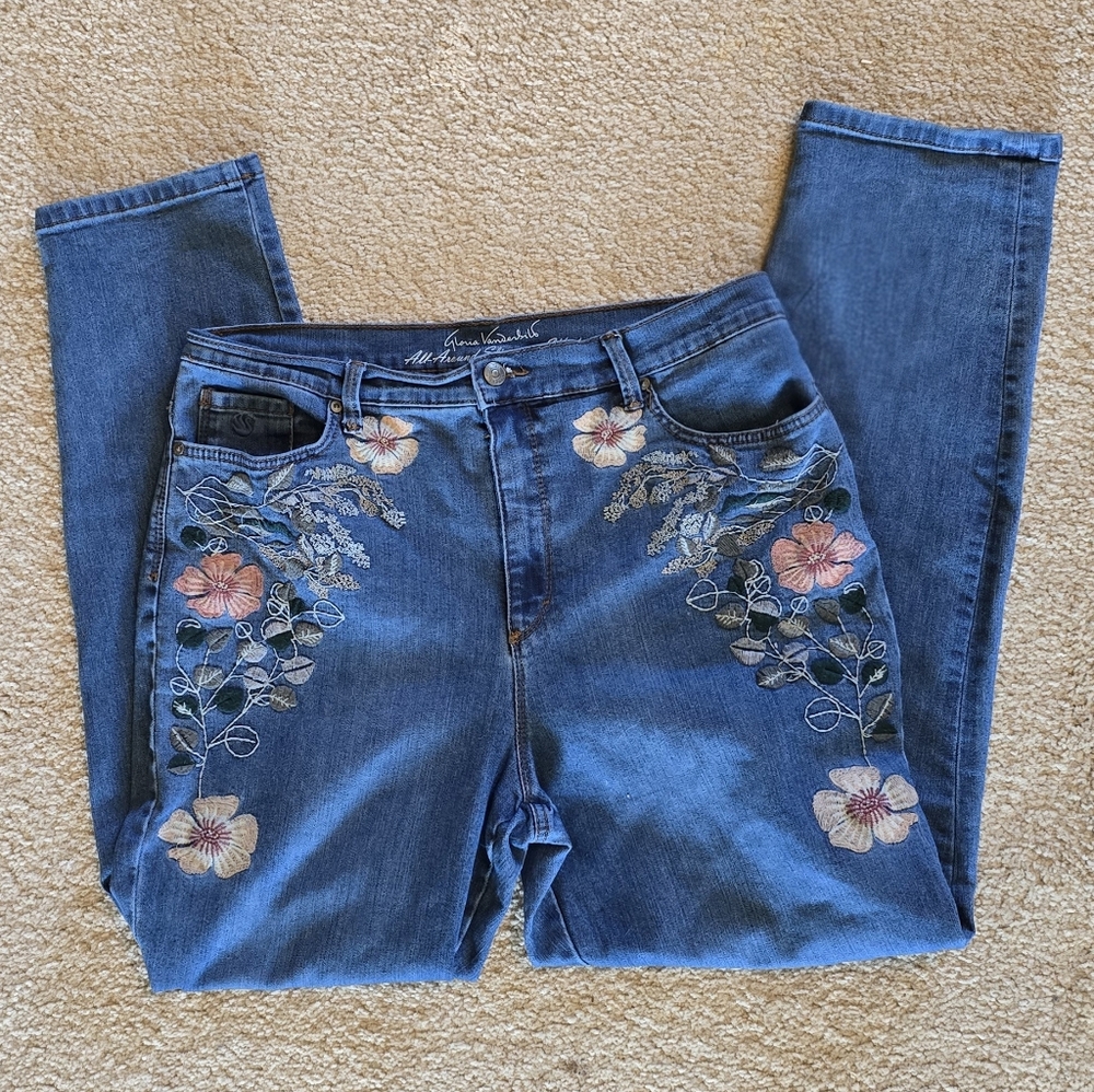 Gloria Vanderbilt Amanda style jeans with floral Embridered design. - Picture 3 of 6